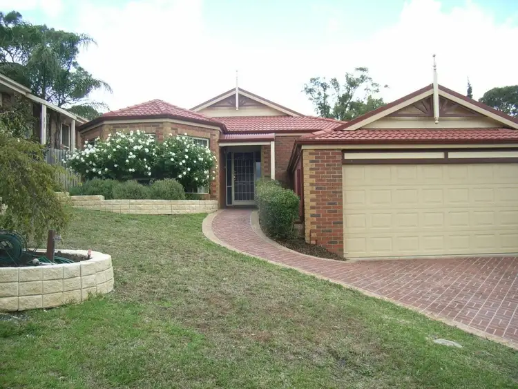 5 Berrywood Walk, Warranwood VIC 3134