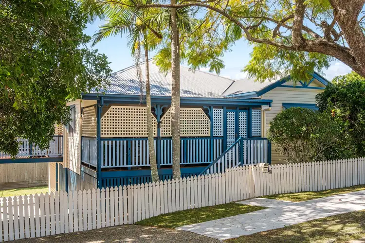 81 Clara Street, Camp Hill QLD 4152