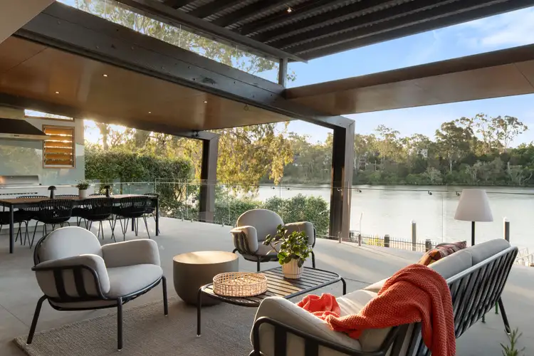 359 Brisbane Corso, Yeronga QLD 4104