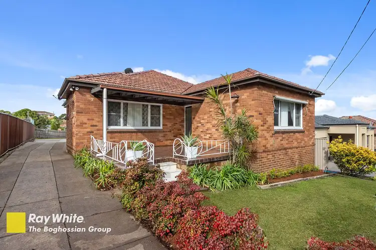 2 Pangee Street, Kingsgrove NSW 2208