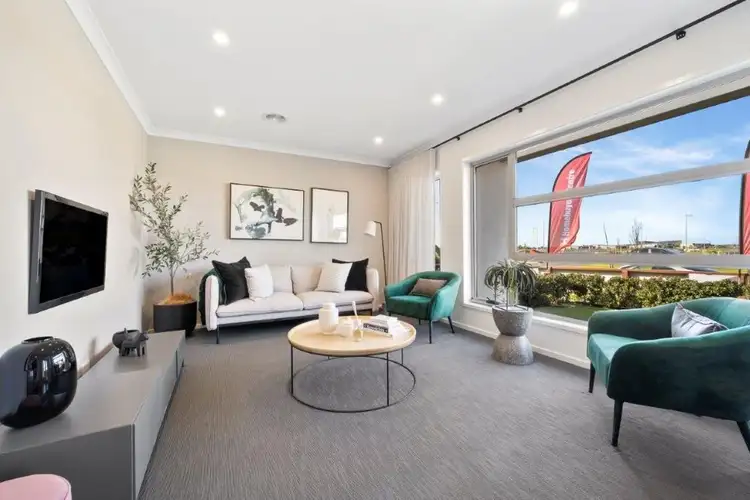 42 Wavertree Crescent, Werribee VIC 3030