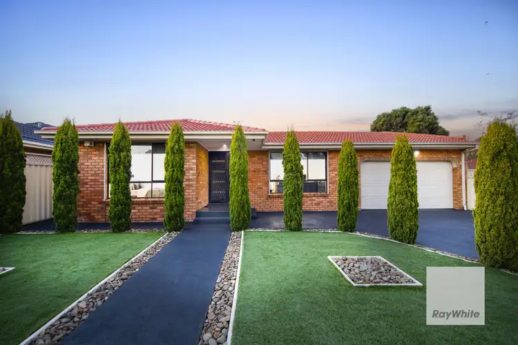 8 Coleridge Drive, Delahey VIC 3037