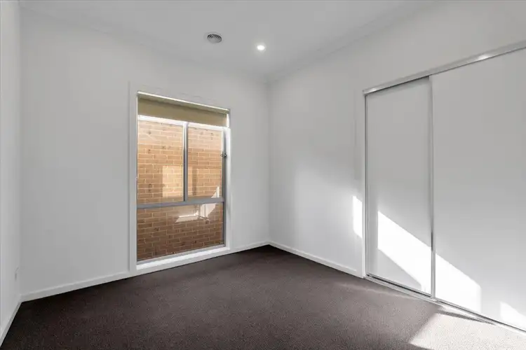 Fifth view of Homely house listing, 42 Palmdale Crescent, Mambourin VIC 3024