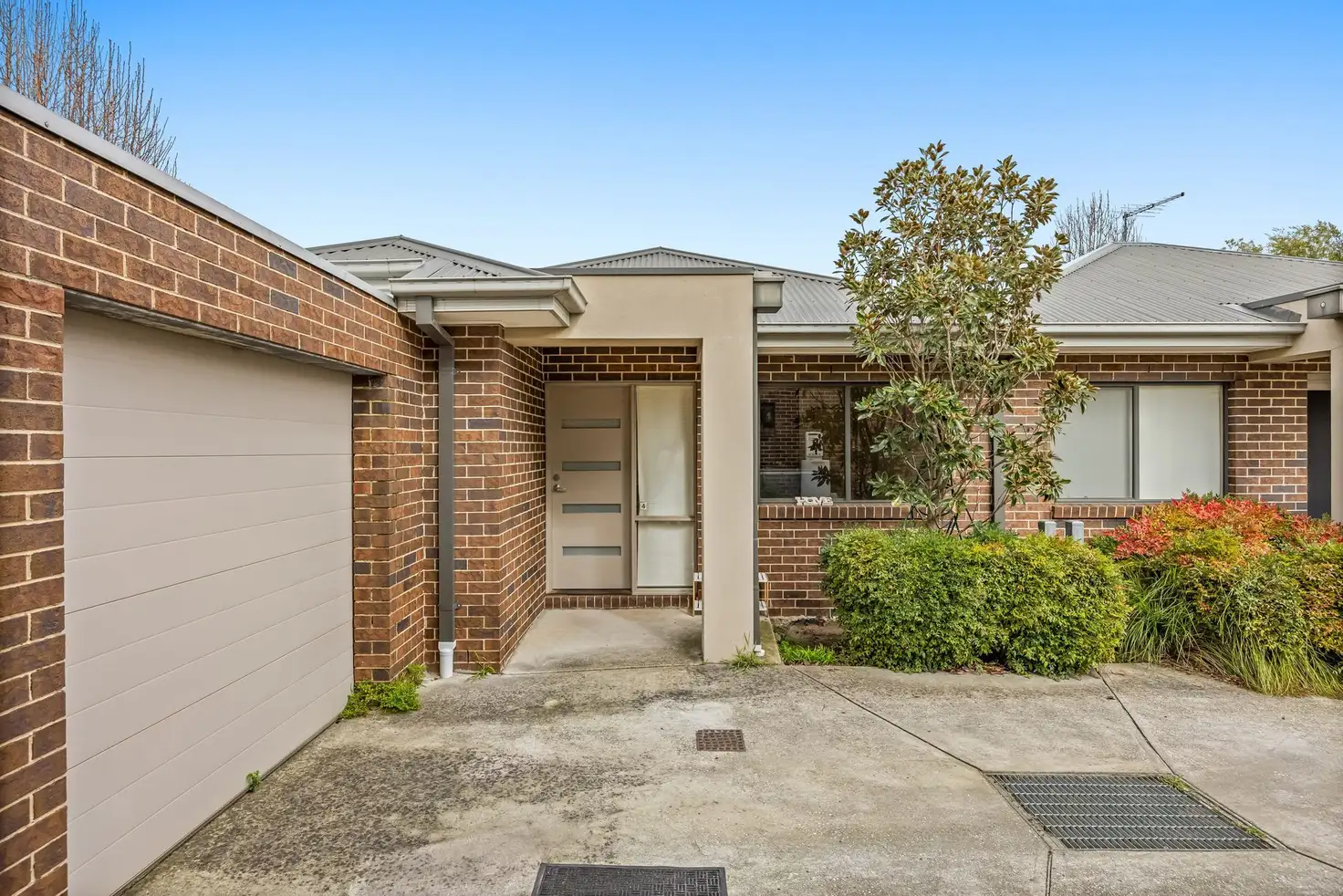 Main view of Homely unit listing, 4/109 Golf Links Road, Berwick VIC 3806
