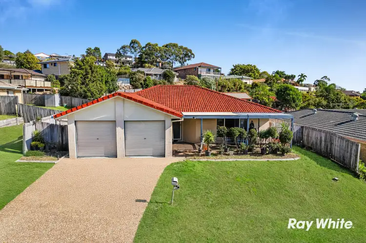92 Overland Drive, Edens Landing QLD 4207