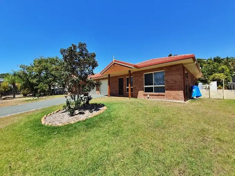 2/98-100 Pattison Street, Emu Park QLD 4710