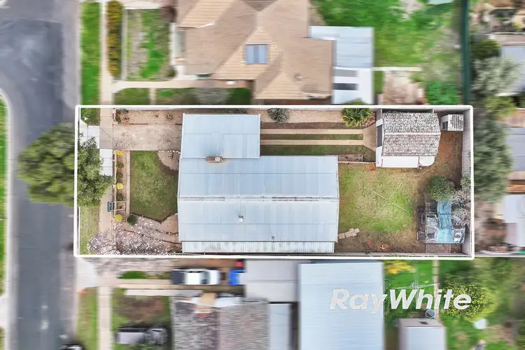 Second view of Homely house listing, 32 Pine Street, Echuca VIC 3564