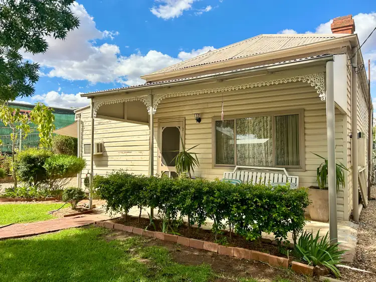 67 Menangle Street, Ganmain NSW 2702