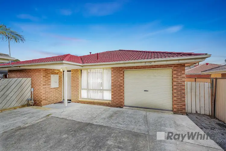 2/32 Falkiner Crescent, Dandenong VIC 3175