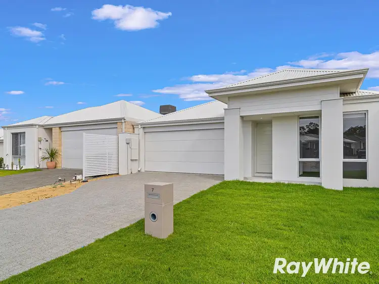 7 Limahuli Way, Lakelands WA 6180