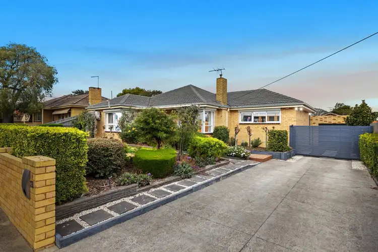 13 Bellevue Court, Mulgrave VIC 3170