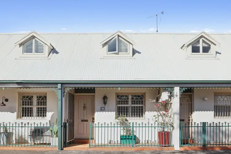 6 Smiths Lane, Erskineville NSW 2043