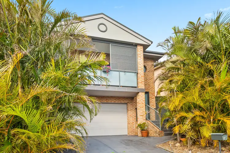 2/51 Mortlock Drive, Albion Park NSW 2527