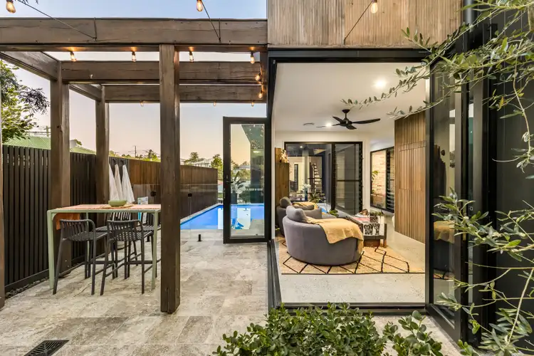 197 Ferguson Road, Seven Hills QLD 4170