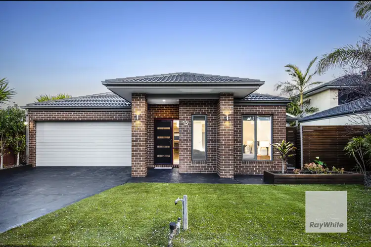 15 Hobart Way, Taylors Hill VIC 3037