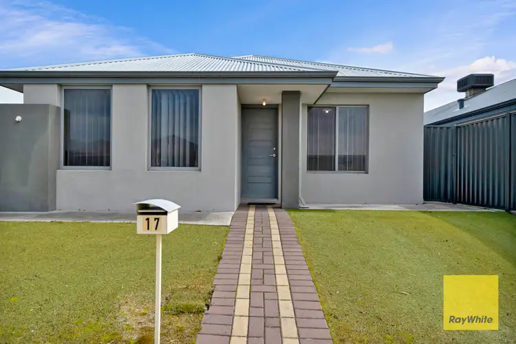 17 Pekin Pass, Southern River WA 6110