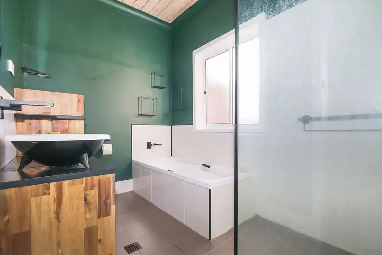 27 Townview Avevue, Walla Walla NSW 2659