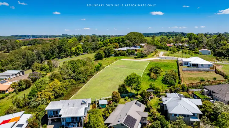 33 Laurel Street, Maleny QLD 4552