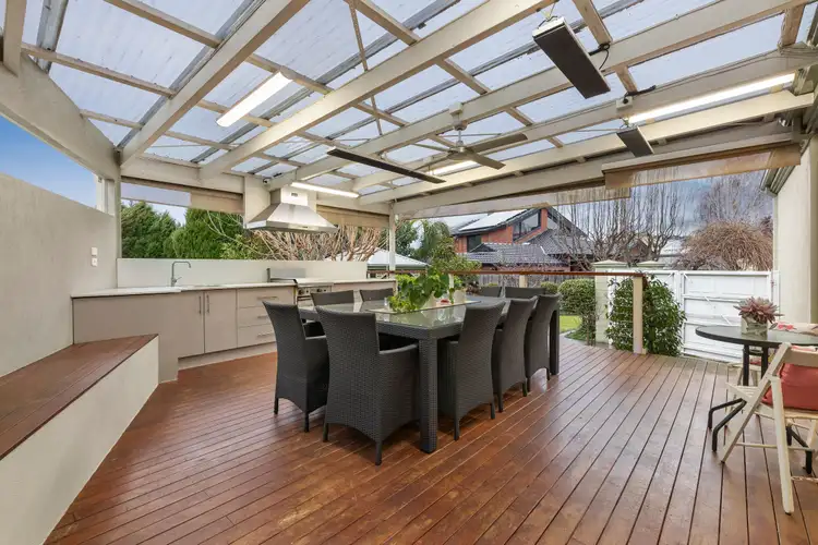 3 Hovea Court, Mill Park VIC 3082