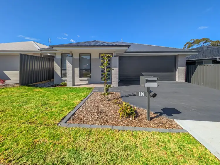 17 Caspian Circuit, Woongarrah NSW 2259