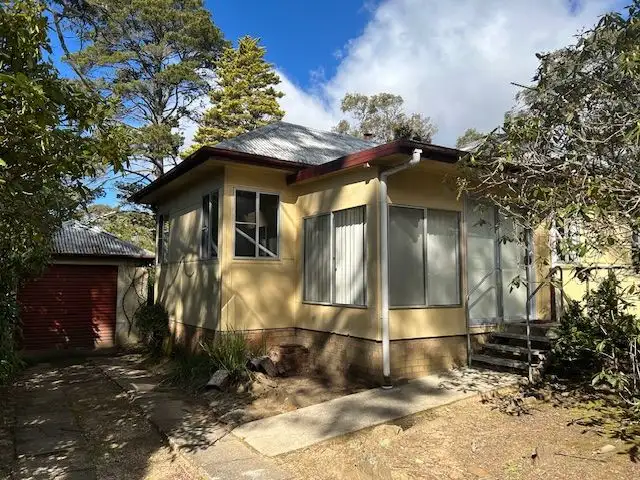 7 Evans Lookout Road, Blackheath NSW 2785