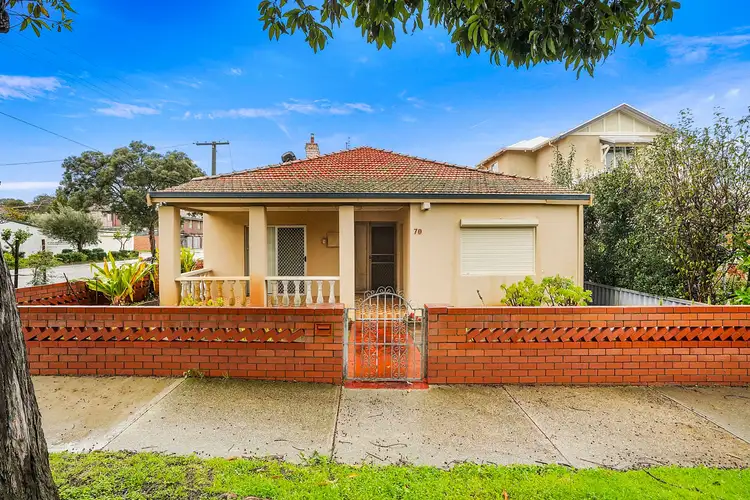 70 Dunedin Street, Mount Hawthorn WA 6016