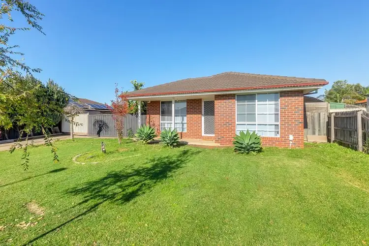 Main view of Homely house listing, 32 Karinya Close, Werribee VIC 3030