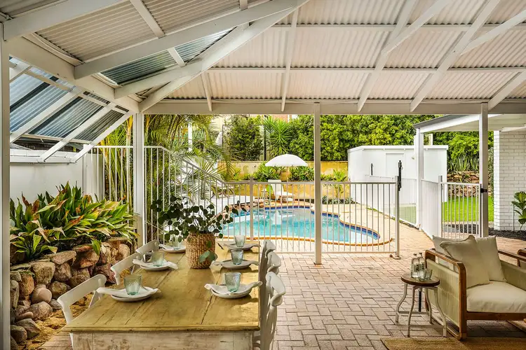 22 Alder Wy, Duncraig WA 6023