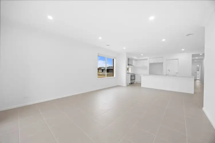 Fourth view of Homely house listing, 5 Divot Circuit, Invermay Park VIC 3350