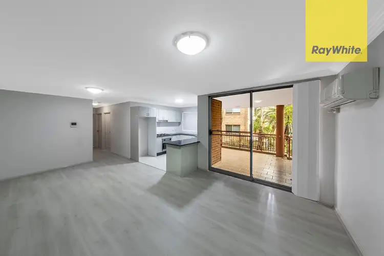 Main view of Homely house listing, 2/31-33 Moss Place, Westmead NSW 2145
