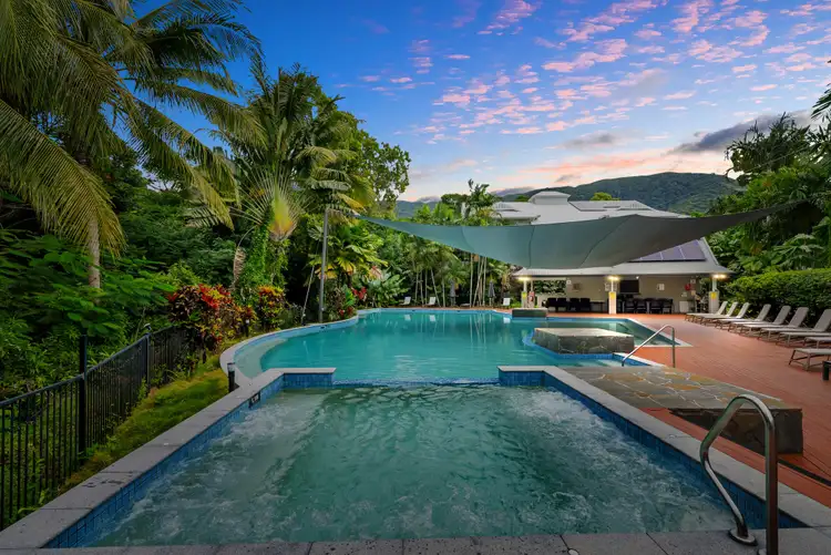 18/23-25 Veivers Road, Palm Cove QLD 4879