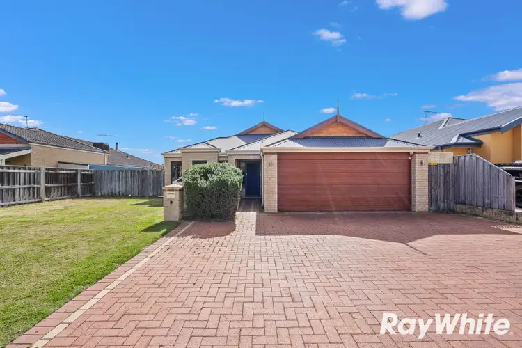 7 Waratah Circle, Halls Head WA 6210