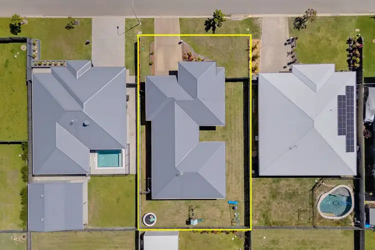 14 Riberry Court, Mount Low QLD 4818