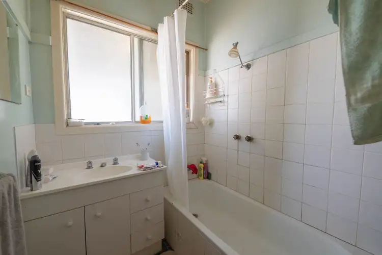 Fifth view of Homely house listing, 1&2/104 Mitchell Street, Parkes NSW 2870