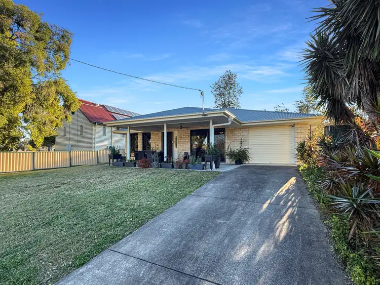 27 Edward Street, Esk QLD 4312