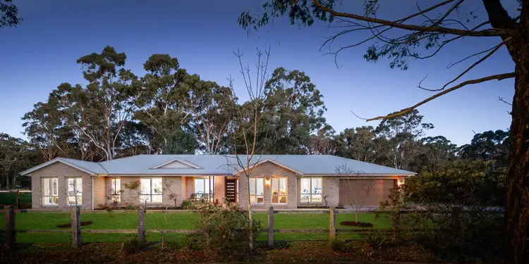1 Joseph Whitehouse Close, Minto NSW 2566