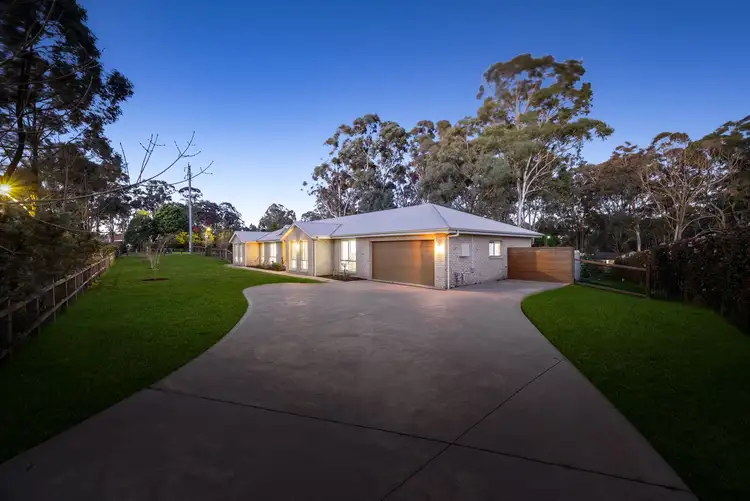 1 Joseph Whitehouse Close, Minto NSW 2566