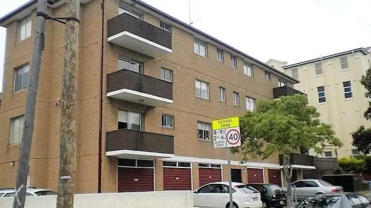 21-23 Perouse Road
