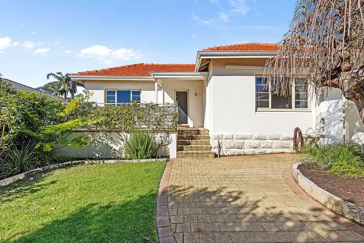 6 Mira Mar Street