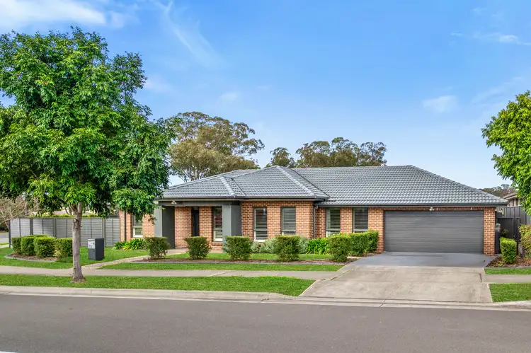 33 Bonney Crescent, Jordan Springs NSW 2747