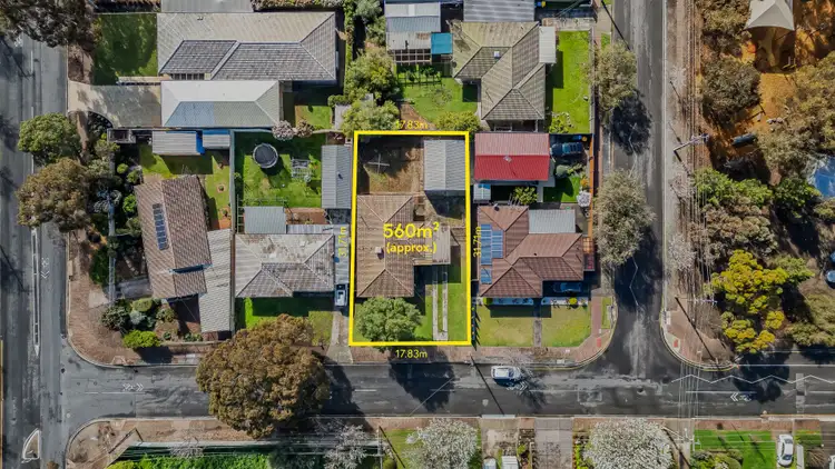 4 Brookside Road