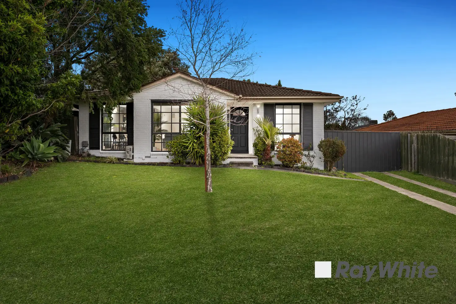 Main view of Homely house listing, 10 Patterson Court, Endeavour Hills VIC 3802