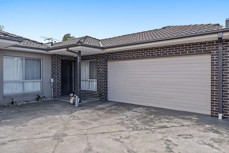 Main view of Homely apartment listing, 3/7-8 Roseville Court, Berwick VIC 3806