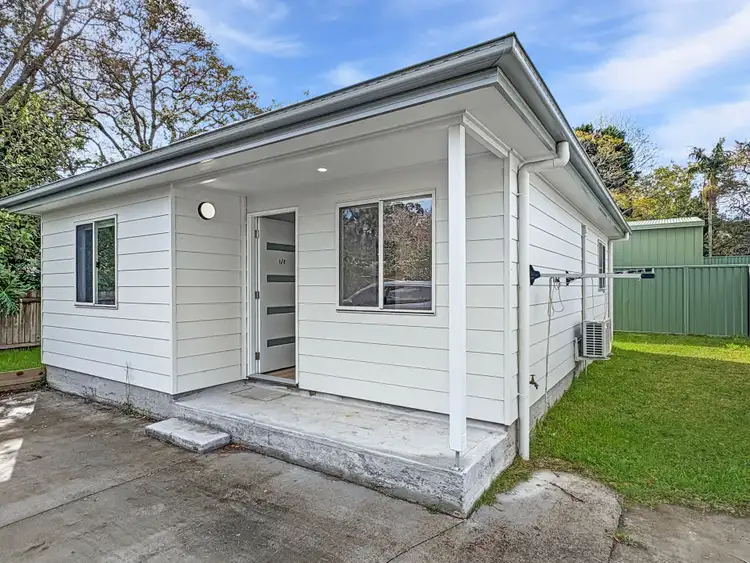 1/2 Byron Street, Wyong NSW 2259
