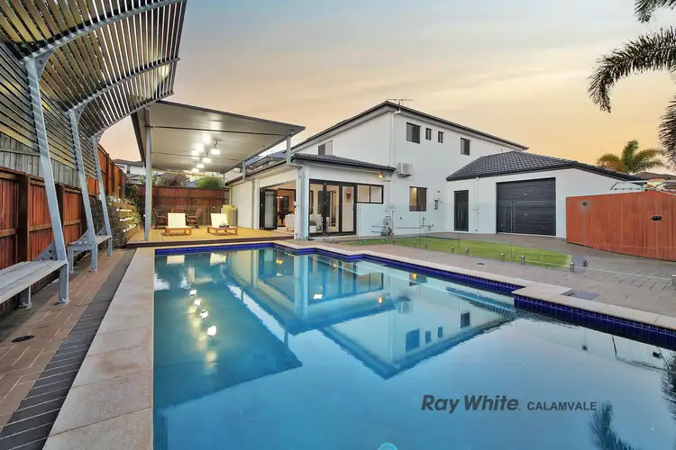 156 The Parkway, Stretton QLD 4116