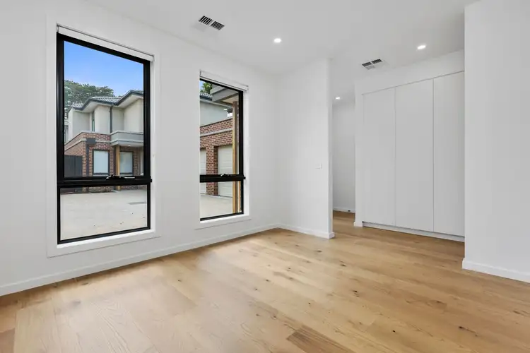 Fourth view of Homely townhouse listing, 3/3 Una Street, Mount Waverley VIC 3149