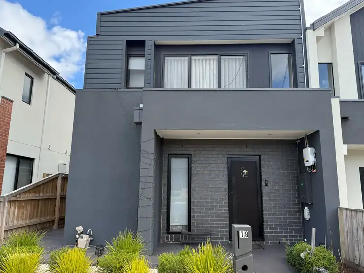 18 Panaia Boulevard, Truganina VIC 3029