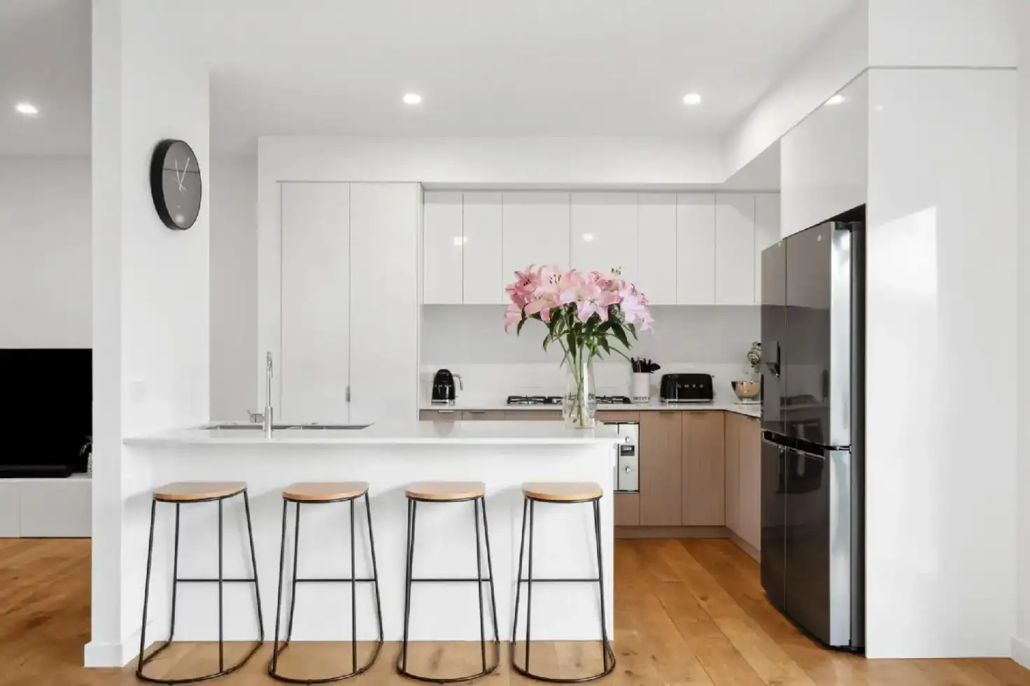 Main view of Homely townhouse listing, 2/4-6 Hazel Street, Belmont VIC 3216