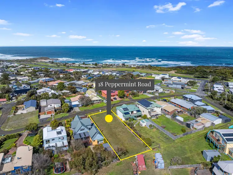 18 Peppermint Road, Kilcunda VIC 3995