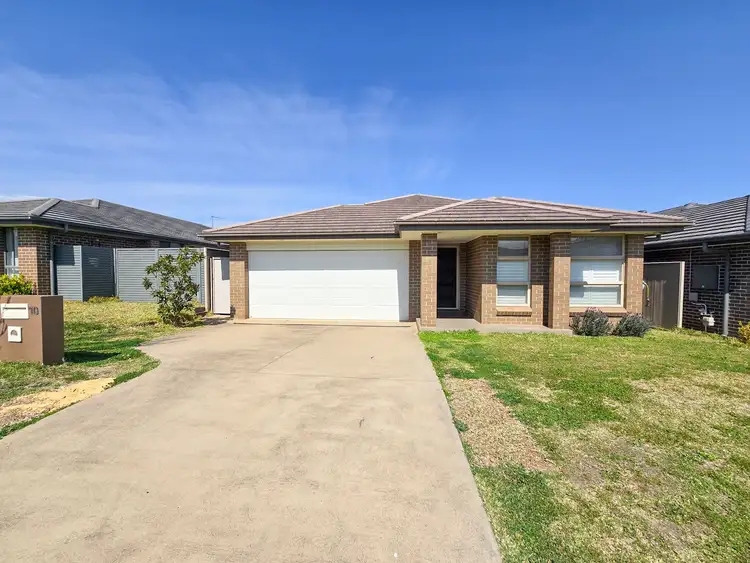 Main view of Homely house listing, 10 Derbyshire Road, Spring Farm NSW 2570
